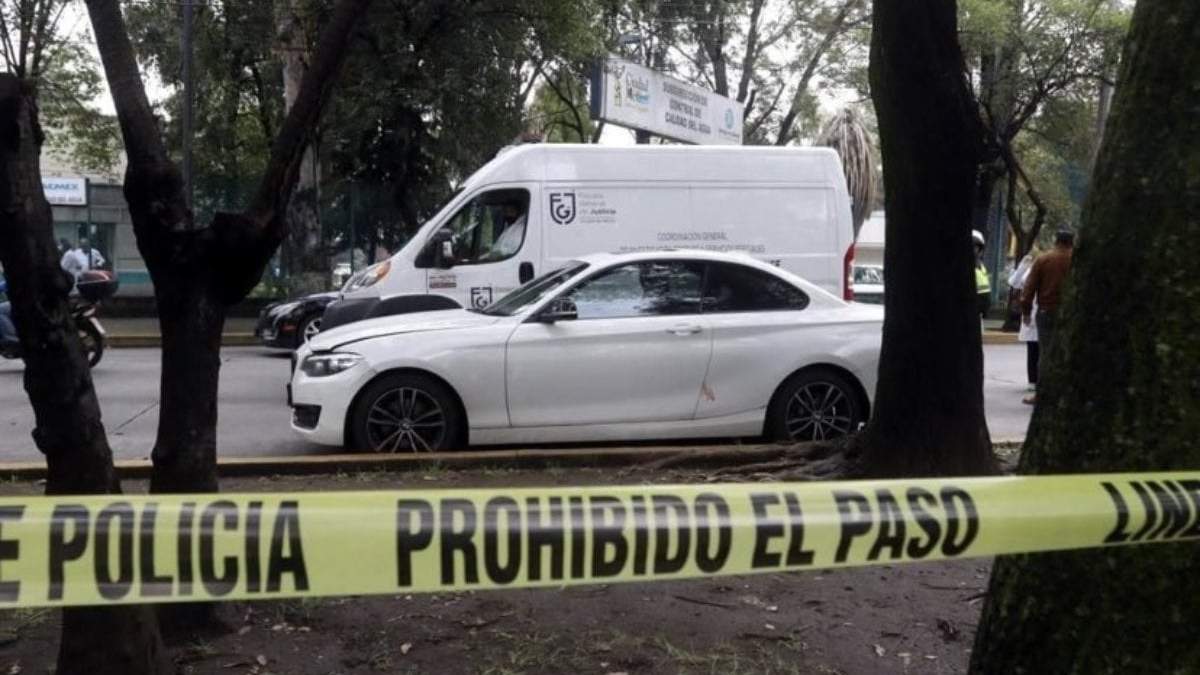 Auto en que viajaba el médico