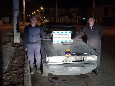 Le robaron su auto estacionado y vio cómo se lo llevaban, pero pudo recuperarlo a los pocos minutos
