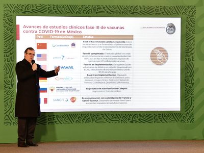 En cuanto a vacunación, Ebrard insiste: vamos en tiempo y forma
