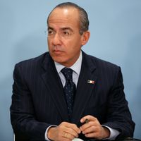 Calderón reconoce colusión entre policías y Los Caballeros Templarios durante su gobierno