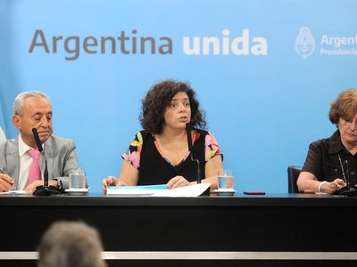 Por el momento, la vacuna contra el coronavirus "somos nosotros”, afirmó Carla Vizzotti