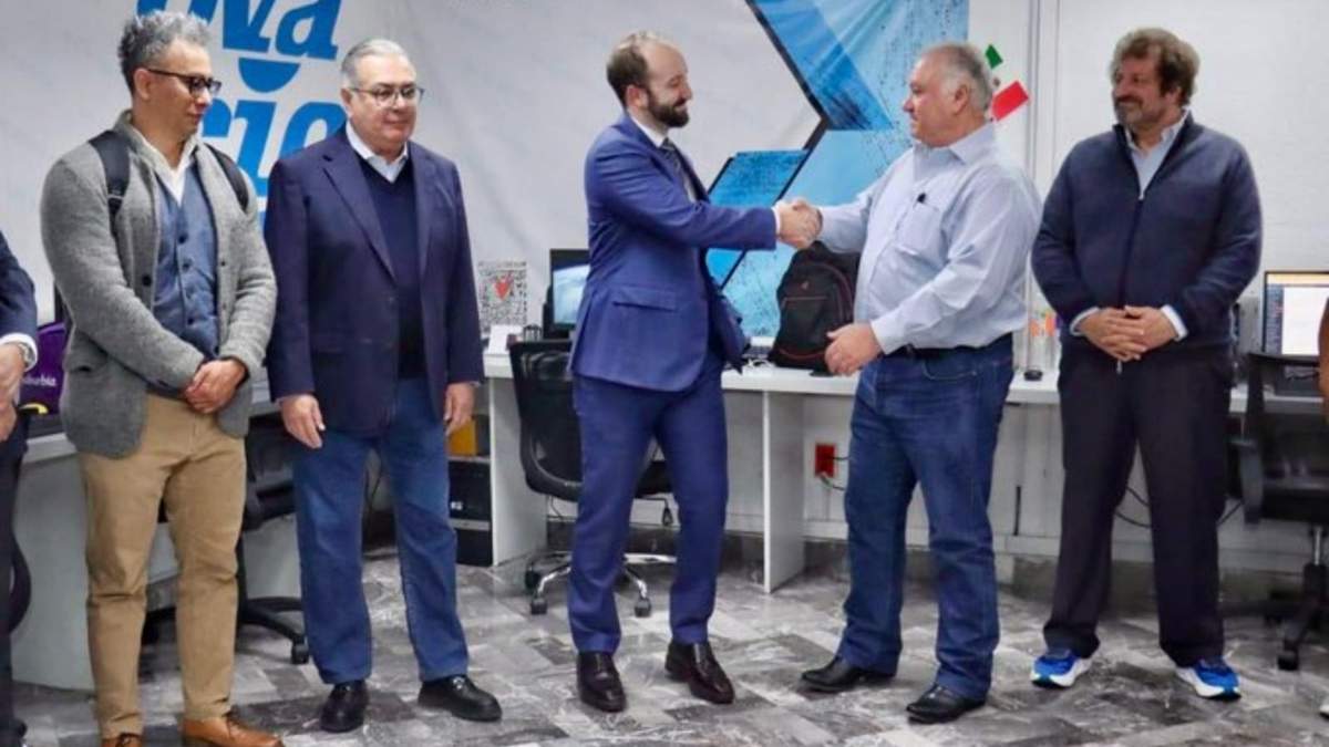 El magnate zacatecano, José Aguirre Campos, en la compra de Ovaciones