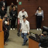 Fue un ataque con “alevosía y ventaja”, dice Noroña; “fanático e infeliz”, revira “Alito”