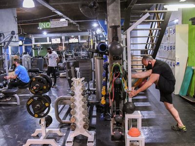 Atención: cierran los gimnasios y clubes de Neuquén Capital