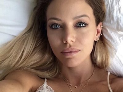 Desde Europa, Evangelina Anderson arrasó en las redes sociales con este vestido veraniego