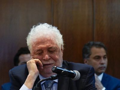 ¿Espionaje? El Gobierno respaldó la llegada de médicos cubanos
