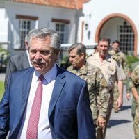 "Quiero contar con ustedes para lo que se viene": el mensaje de Alberto Fernández a los militares