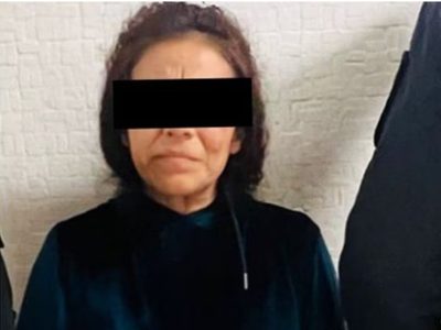 Festejaba con su esposo, lo asesinan y ella es detenida por posesión de drogas