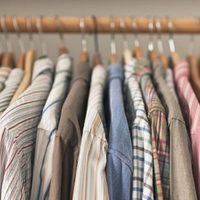 Con una camisa rota que ibas a tirar, armá este genial proyecto ideal para vender o regalar