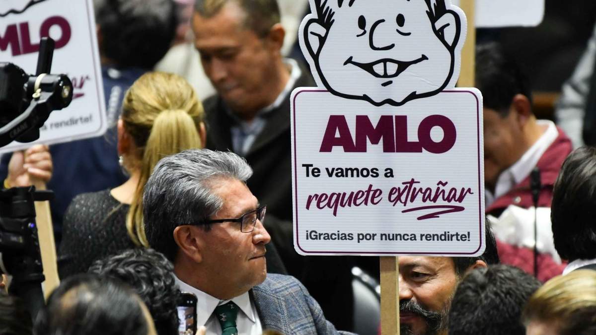 López Obrador. Su ausencia en Palacio Nacional, espacio para pugnas