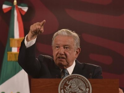 AMLO calificó de "vil politiquería" informe que evaluó impacto del covid-19 en México