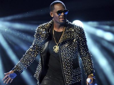 Youtube elimina canales del cantante R. Kelly por acusaciones de tráfico sexual
