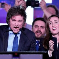 Mercados agitados por el triunfo del ultraderechista Milei en las primarias de Argentina