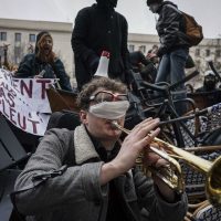 Francia: siguen las huelgas contra reforma de las pensiones