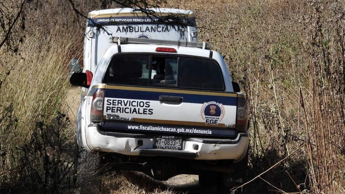Fiscalía de Michoacán en La Noria, donde encontraron una fosa clandestina con 11 cuerpos