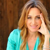 Nuevo formato: Vero Lozano mostró cómo trabaja desde casa y se le escapó un divertido detalle
