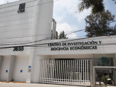 Romero Tellaeche anuncia clases presenciales en el CIDE, y genera nueva polémica
