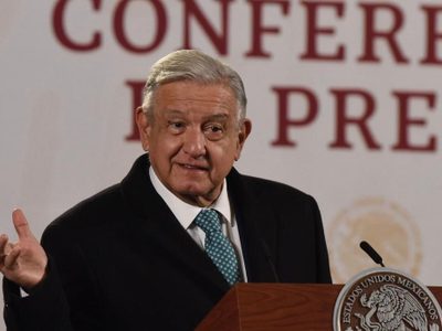 El gobierno espera que abran los aeropuertos de Perú para traer a los mexicanos varados allá: AMLO