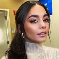 "¡Ya se olvidó de Austin!" Vanessa Hudgens tuvo una cita romántica con un reconocido deportista