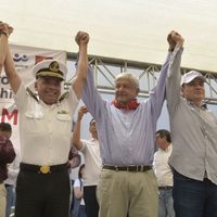 'Entre más me golpean, más digno me siento”: AMLO