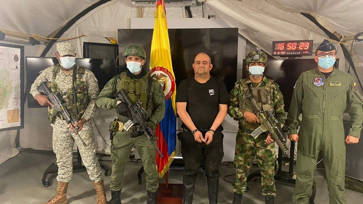 Otoniel, máximo cabecilla del Clan del Golfo, uno de los criminales más buscados por la justicia, informó el gobierno colombiano