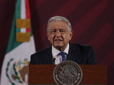 AMLO se escuda tras polémica sobre jóvenes desaparecidos en Jalisco: "No escuché nada"