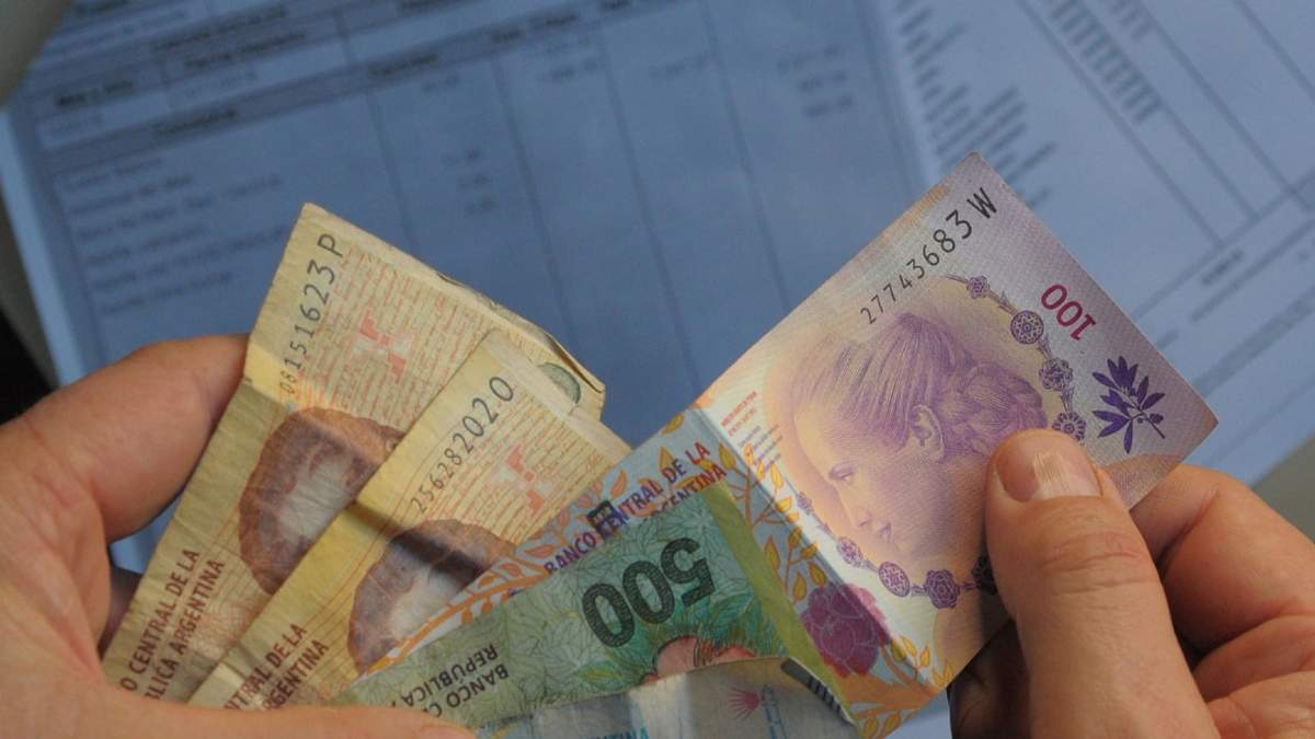 Pesos argentinos. Foto: (Twitter)