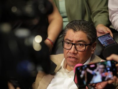 Saúl Monreal descarta pedir licencia por sus aspiraciones a la gubernatura de Zacatecas