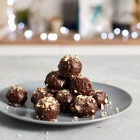 Bombones fit: la receta rápida y con pocos ingredientes para un gustito saludable
