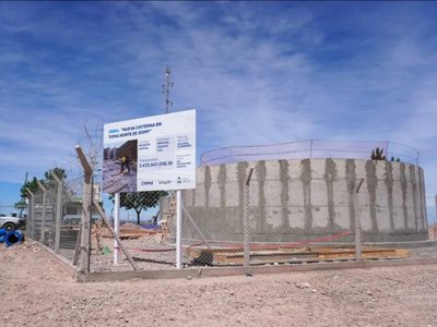 La provincia anunció obras de agua potable y saneamiento para la zona Confluencia