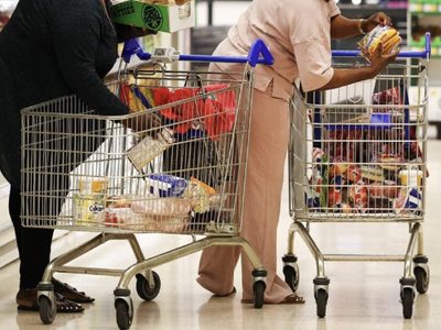 Llenar el changuito en diciembre: cuánto tuvieron que gastar las familias en cada provincia