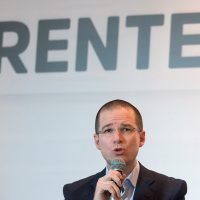 Tras renuncia de Cervantes, Anaya refrenda exigencia de un fiscal autónomo