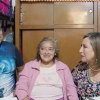 Integrante de familia que alojó a Xóchitl Gálvez olvida nombre de la panista: Tengo en la casa a...