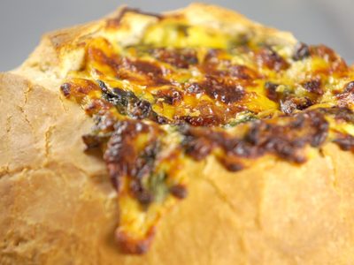Transformá una simple varilla de pan en una crocante receta: un relleno que no falla, apto para paladares exigentes