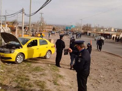 Taxista en grave estado luego de ser baleado en Cuenca XV