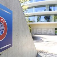 Dan plazo a ligas europeas para definir si reanudan o terminan los torneos