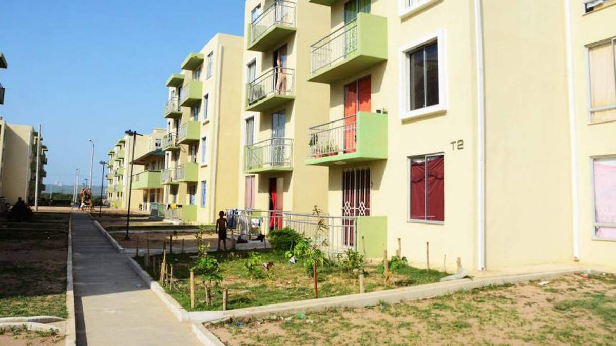 Fuerte caída del sector inmobiliario. Fuente: (Twitter)