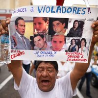 Marchan para exigir justicia por menor violada hace un año en Veracruz