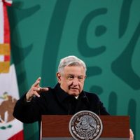 AMLO garantiza vacunas y sin más interrupciones en su aplicación