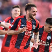 San Lorenzo busca prenderse arriba ante Estudiantes
