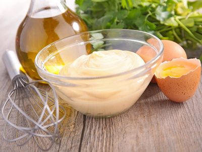 Mayonesa con solo 1 cucharada de aceite: la receta viral que es furor por ser rica, fácil y saludable