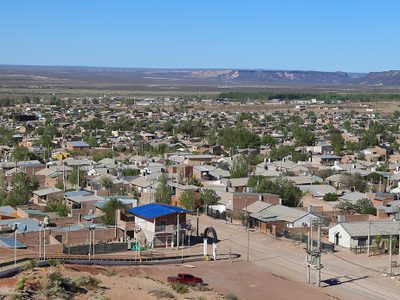 La reactivación económica en Rincón de los Sauces es lenta, pero hay una esperanza