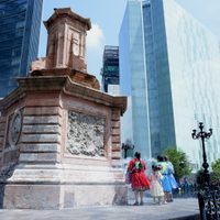 Lo que fue la glorieta de Colón "será para las mujeres indígenas": Sheinbaum