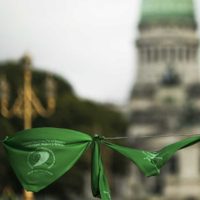 Qué otra ley acompañará a la discusión de la interrupción voluntaria del embarazo