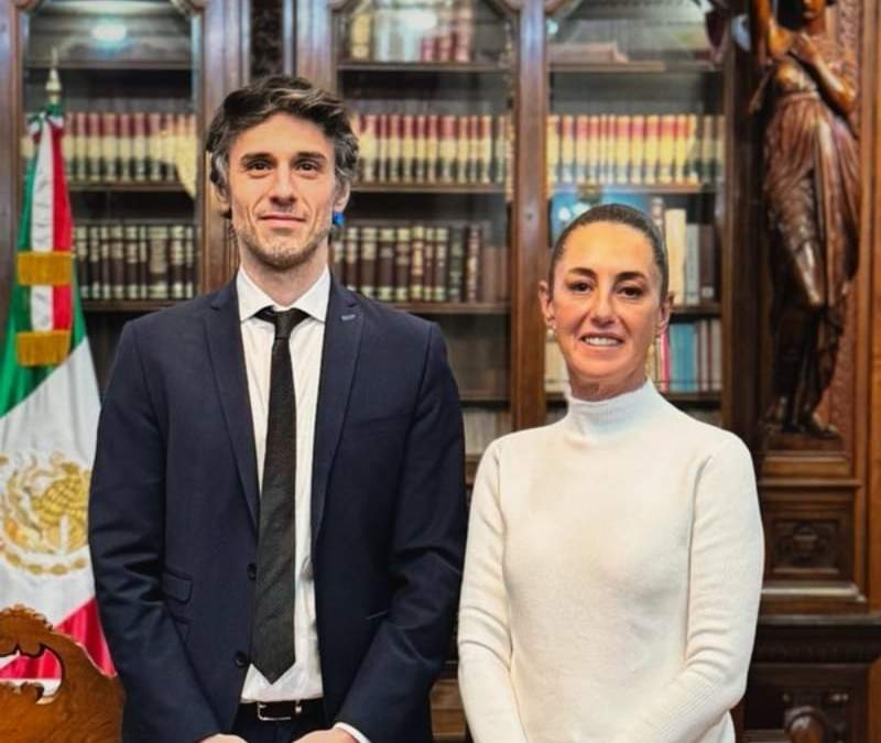 Guido Croxatto y Claudia Sheinbaum en Palacio Nacional