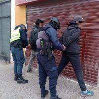 Le impusieron cuatro meses de prisión preventiva por el intento de asesinato a su padre