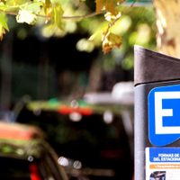 La Municipalidad de Villa La Angostura evaluará la implementación del estacionamiento medido