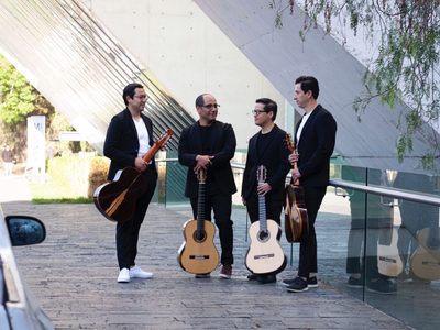 Los guitarristas del Cuarteto Orishas, en Gira Nacional