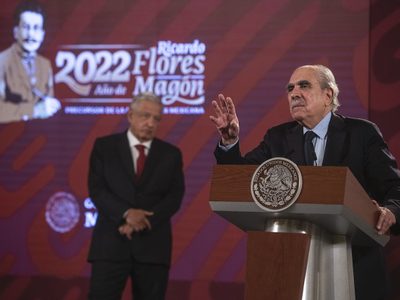 "Es una volada": AMLO niega que la denuncia contra Peña Nieto tenga un objetivo electoral