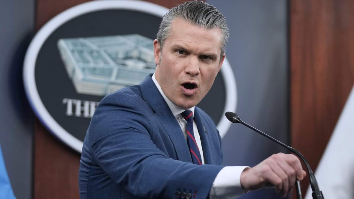 El secretario de Defensa de Estados Unidos Pete Hegseth en el Pentágono en Washington el 2 de marzo del 2026